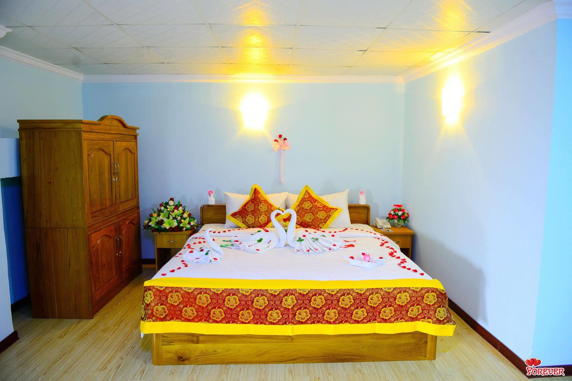 Vega Star Hotel Gyogon Bagian luar foto