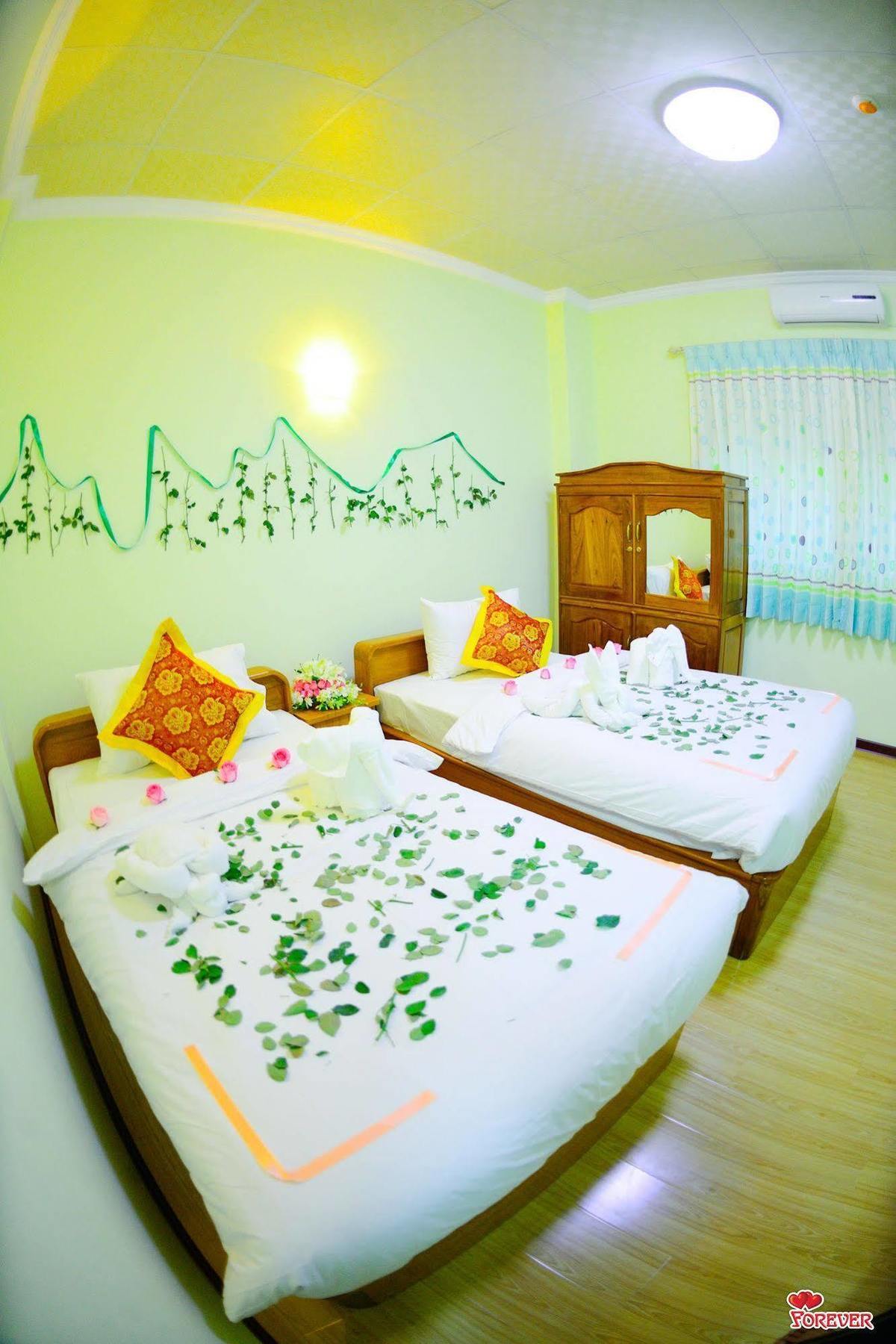 Vega Star Hotel Gyogon Bagian luar foto