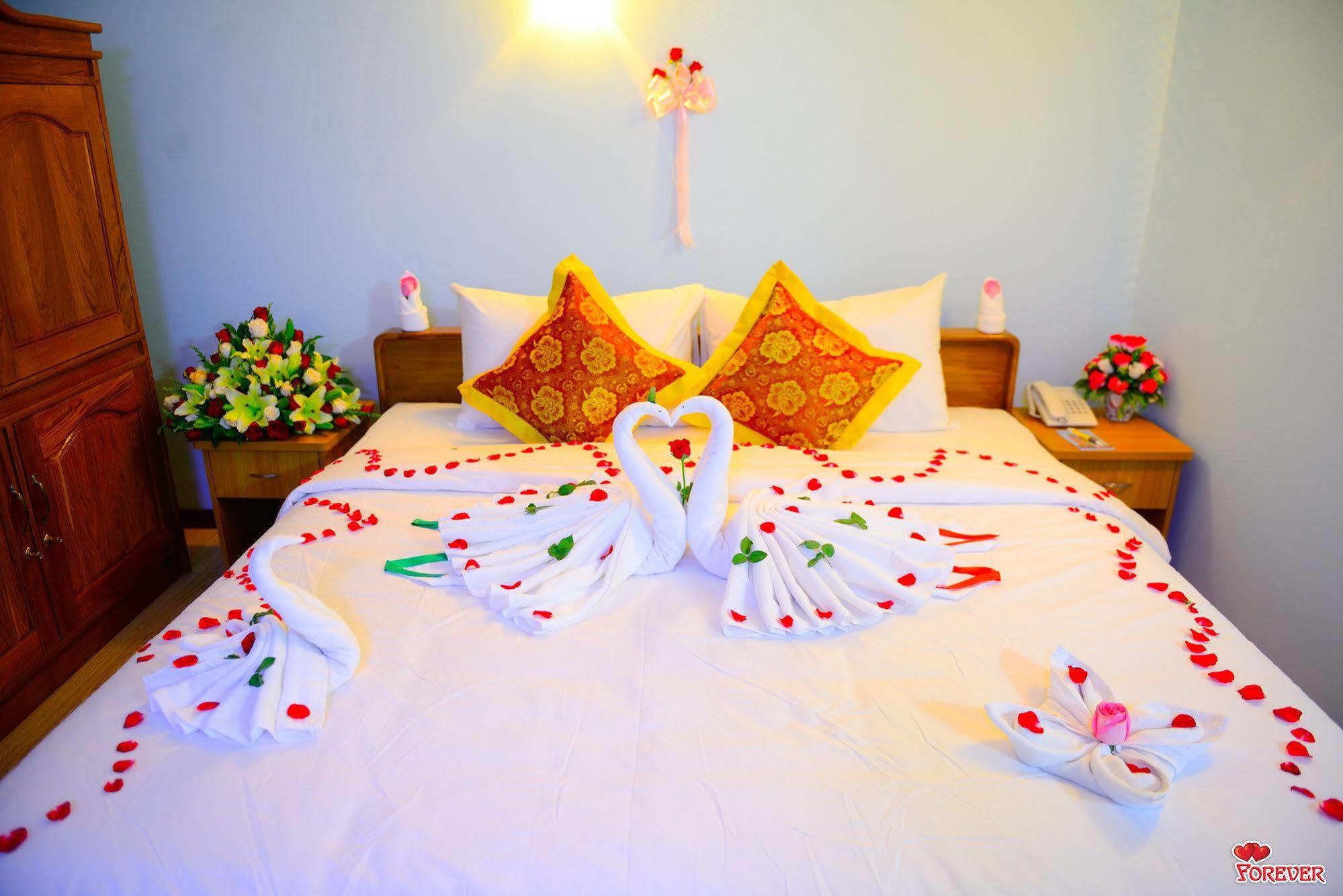 Vega Star Hotel Gyogon Bagian luar foto